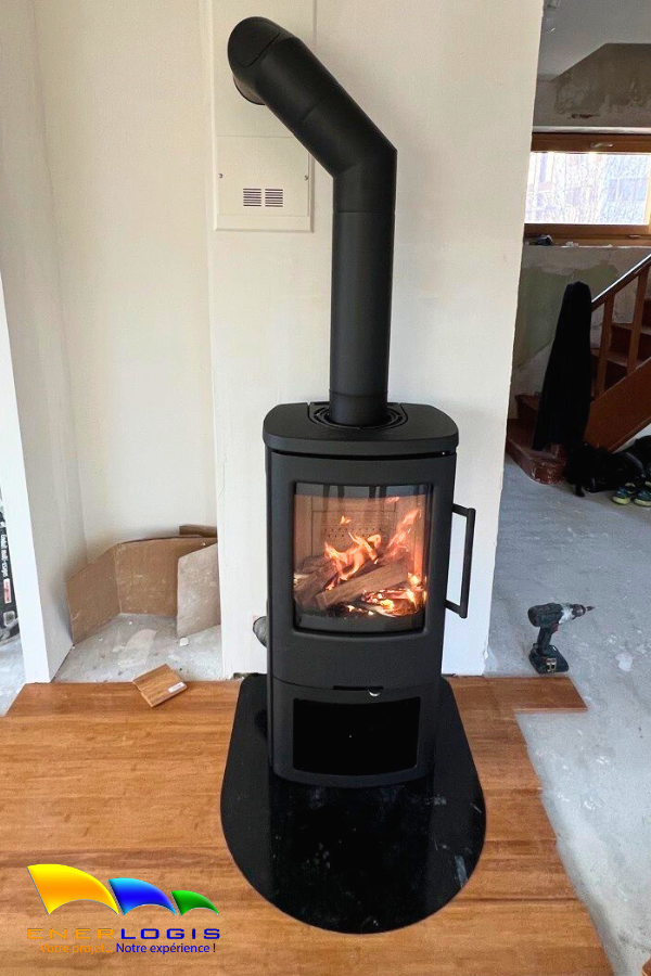 poele a bois moderne trois vitres